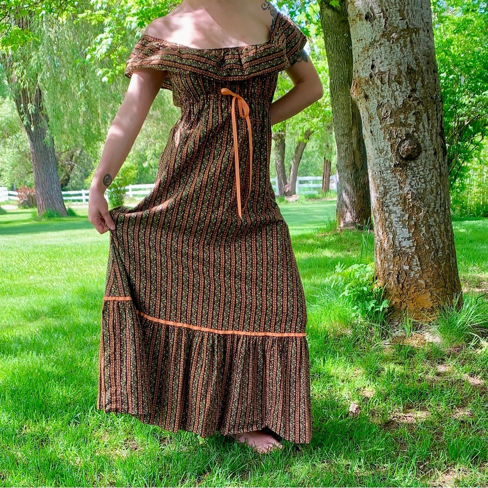 Vintage Lilia Honolulu  Hawaiian Empire Waist Maxi Dress